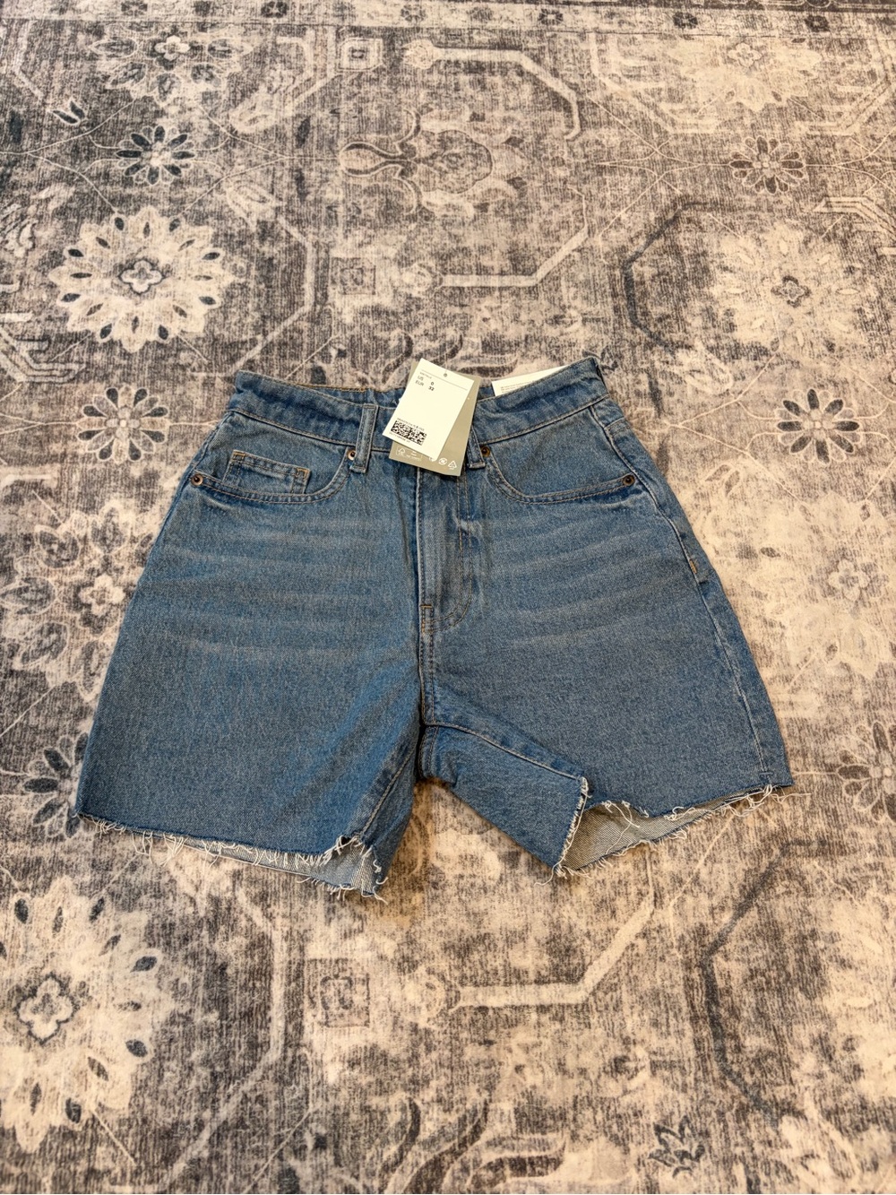 H&M Denim Cutoff Shorts in Blue